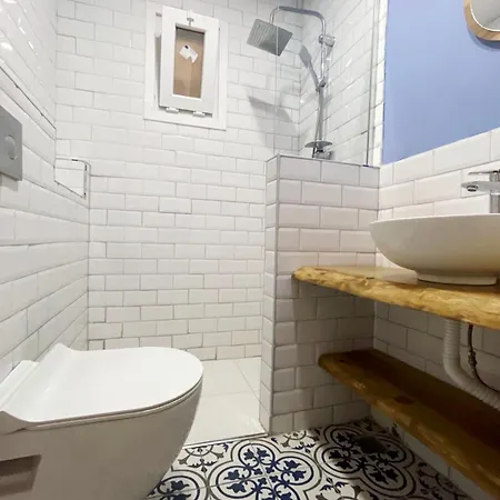 2Br And 2Bath Balcony Apt In Heart Of Isatanbul #3 Istanbul Exterior photo