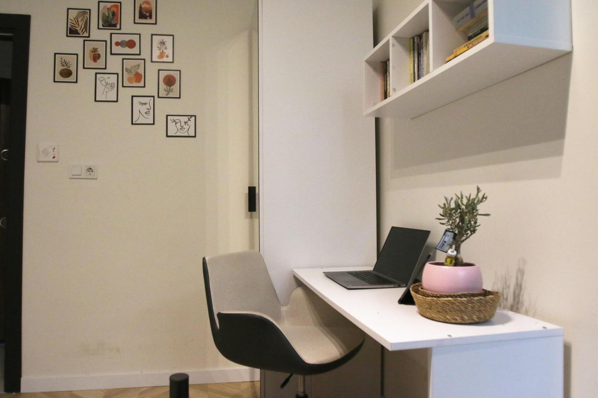 Apartment 2br And 2bath Balcony In Heart Of Isatanbul #3 Istanbul